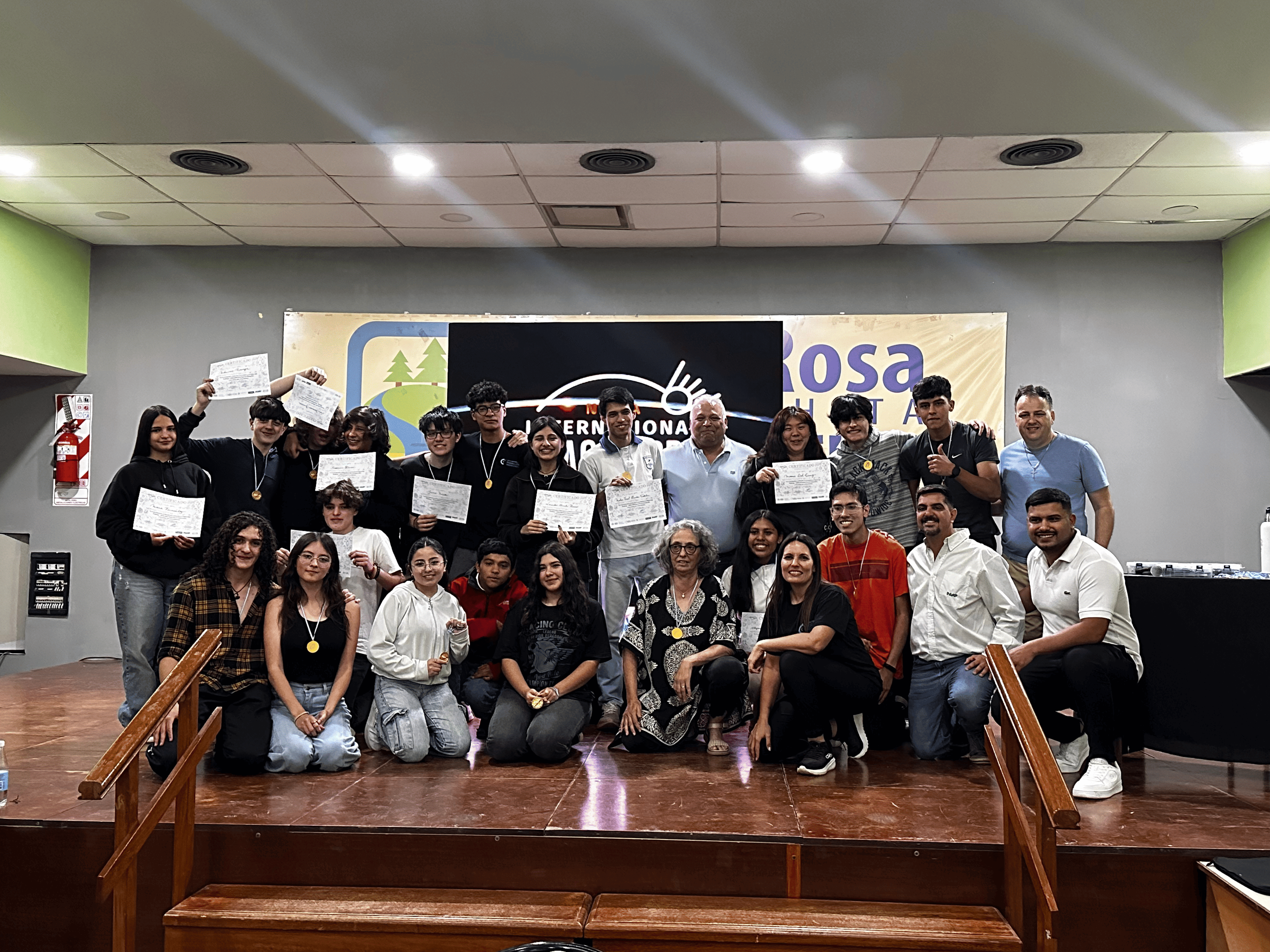 Equipo participando en NASA Space Apps